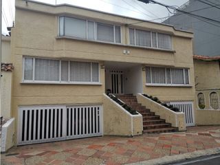 Foto 1 de Casas - Bifamiliar para Arriendo