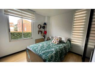 Foto 22 de Amplia casa para venta en Cajicá con zona verde privada.