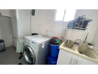 Foto 10 de Amplia casa para venta en Cajicá con zona verde privada.