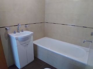 Foto 11 de Departamento en alquiler en Lanus Oeste