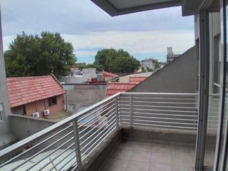 Foto 13 de Departamento en alquiler en Lanus Oeste