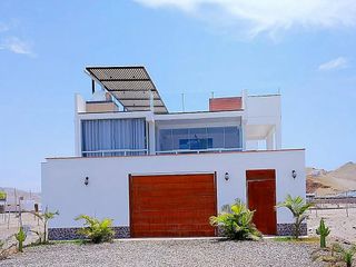 Foto 1 de Casa en venta Playa Los Lobos