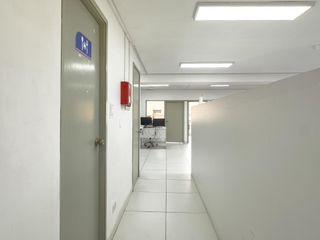 Foto 4 de Oficina Amoblada en Alquiler en San Isidro con Vista Externa