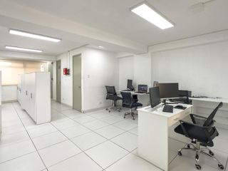Foto 2 de Oficina Amoblada en Alquiler en San Isidro con Vista Externa