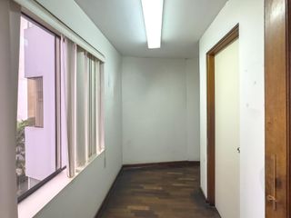 Foto 11 de Oficina en Alquiler: Estrategia y Comodidad en Javier Prado con San Luis