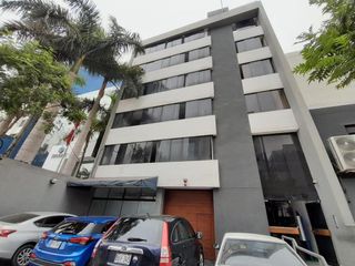 Foto 1 de Se Alquila Edificio De 6 Pisos Para Oficinas En Magdalena Del Mar