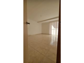 Foto 5 de Venta de apartamento dúplex e Niquia