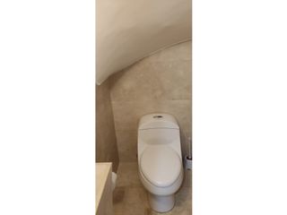 Foto 7 de Venta de casa en Niquia