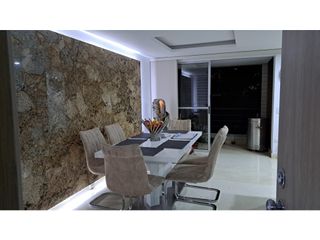 Foto 5 de Venta de casa en Niquia