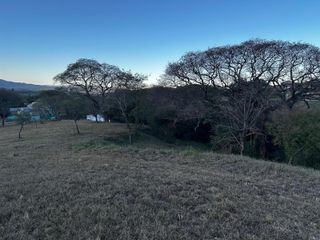 Foto 10 de Terreno en venta  1.700 M2 en La Reserva, San Lorenzo