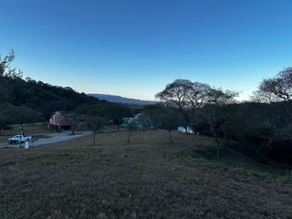 Foto 1 de Terreno en venta  1.700 M2 en La Reserva, San Lorenzo
