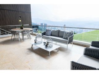 Foto 1 de 6300001 Venta Casa en las Palmas Medellín
