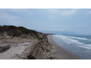 Foto 1 de En venta lotes de terreno Proyecto San Jose Beach  frente al mar.