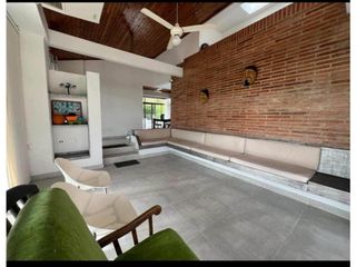 Foto 6 de Vendo Casa en Vía Melgar