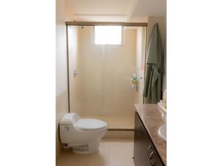 Foto 12 de SE VENDE APARTAMENTO UBICADO POBLADO SAN LUCAS - TORRE DEL ESTE