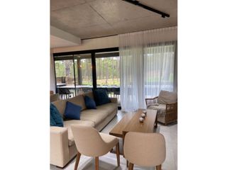 Foto 4 de CASA  MINIMALISTA BARRIO PRIVADO PIONEROS en ALQUILER