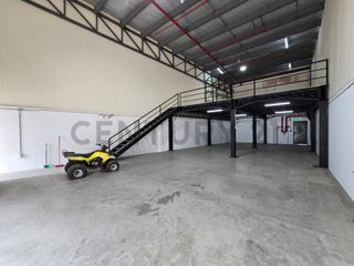 Foto 2 de Alquiler de Bodega en Almax 3, vía a Samborondón