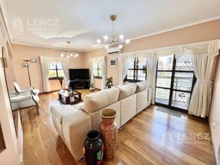 Foto 2 de Venta Departaento Semipiso 6 Ambientes con doble cochera, Plaza Conesa, Pileta- Quilmes