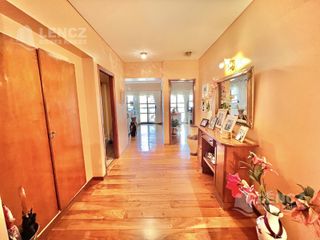 Foto 21 de Venta Departaento Semipiso 6 Ambientes con doble cochera, Plaza Conesa, Pileta- Quilmes