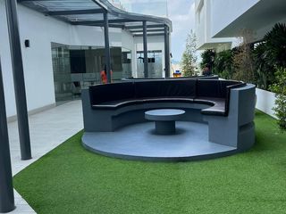 Foto 9 de Venta de Oficina en  Torre Titanium 1, La Aurora  JosG