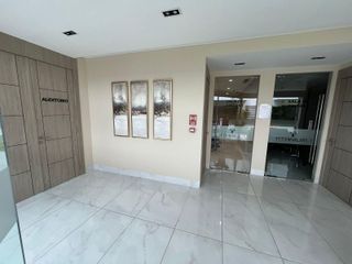 Foto 12 de Venta de Oficina en  Torre Titanium 1, La Aurora  JosG