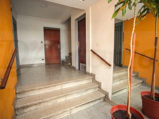 Foto 4 de Departamento de 2 ambientes. Excelente luminosidad. Apto Profesional