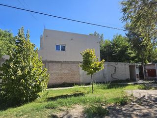 Foto 2 de Venta Casa 3 dormi, zona Aeropuerto - Neuquen Capital