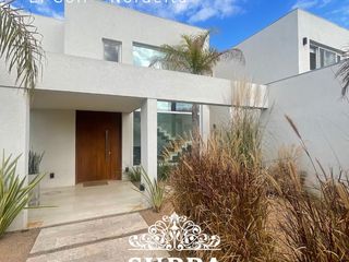 Foto 2 de Casa en venta - El Golf Nordelta