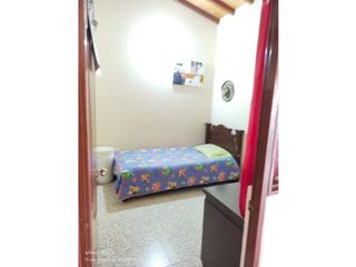Foto 10 de VENDO CASA BARRIO LENGUERKE