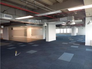 Foto 6 de ARRIENDO OFICINA 299.93 M2  CENTRO EMPRESARIAL AV DORADO, BOGOTA D.C