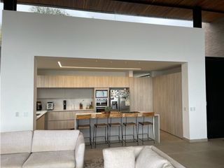 Foto 3 de CASA EN ARRIENDO Y VENTA SECTOR EL ESCOBERO - ENVIGADO