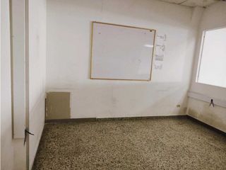 Foto 15 de SE ARRIENDA OFICINA CON MOBILIARIO 1639M2