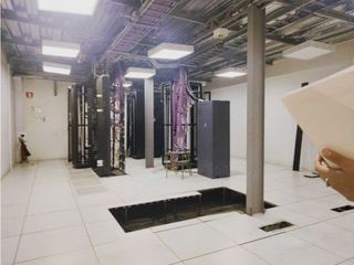 Foto 9 de SE ARRIENDA OFICINA CON MOBILIARIO 1639M2
