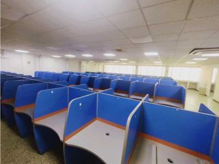 Foto 1 de SE ARRIENDA OFICINA CON MOBILIARIO 1639M2