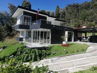 Foto 2 de Casa-Finca en Arriendo Ubicado en Envigado Codigo 2009