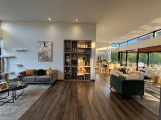 Foto 2 de Venta Exclusiva: Moderna Casa de un Piso en Refugio del Valle, La Calera