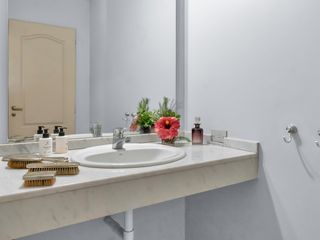 Foto 14 de Casa en excelente ubicación a solo un puente del peaje