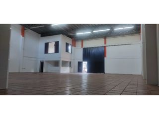 Foto 1 de BODEGA EN ARRIENDO VILLAVICENCIO