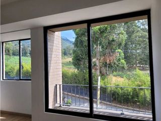 Foto 9 de Venta de Apartamento En el Retiro Excelente Unidad Cerrada