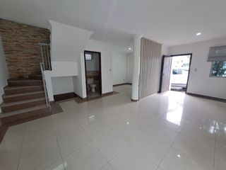 Foto 3 de Alquiler Villa en conjunto residencial privado al norte de Guayaquil