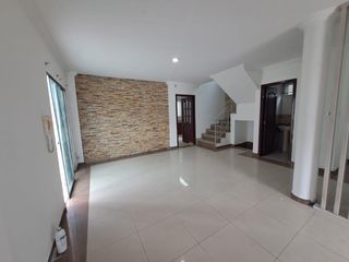 Foto 1 de Alquiler Villa en conjunto residencial privado al norte de Guayaquil