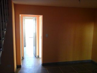 Foto 5 de Casa en alquiler en Moron Sur