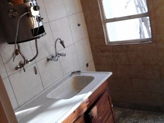 Foto 10 de Casa en alquiler en Moron Sur