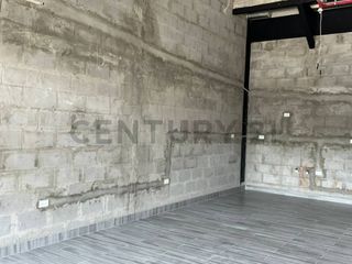 Foto 6 de ¡OPORTUNIDAD DE NEGOCIO EN LA JOYA! Local Comercial en Alquiler, Plaza Comercial