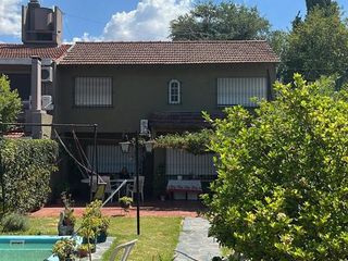 Foto 1 de Casa - Almirante Brown