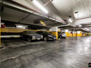 Foto 2 de Venta de Cochera 1er Subsuelo en Barrio Norte - Plaza San Martin