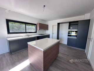 Foto 16 de CASA EN VENTA EN SAN MATIAS - MAROTO PROPIEDADES-