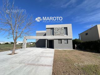 Foto 1 de CASA EN VENTA EN SAN MATIAS - MAROTO PROPIEDADES-