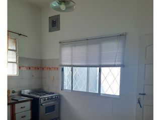Foto 13 de PH en venta - 1 Dormitorio 1 Baño 1 Cochera - 104Mts2 - Quilmes Oeste