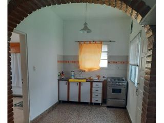 Foto 5 de PH en venta - 1 Dormitorio 1 Baño 1 Cochera - 104Mts2 - Quilmes Oeste